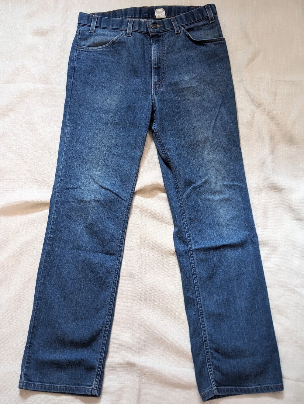 VTG Levi's 90s women's brown tab high rise straight leg jeans 34x32